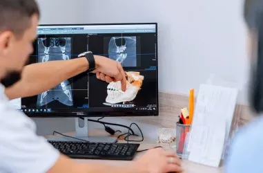 Хрустит челюсть при жевании. Что делать? | DENTART Хрустит челюсть при жевании. Что делать?